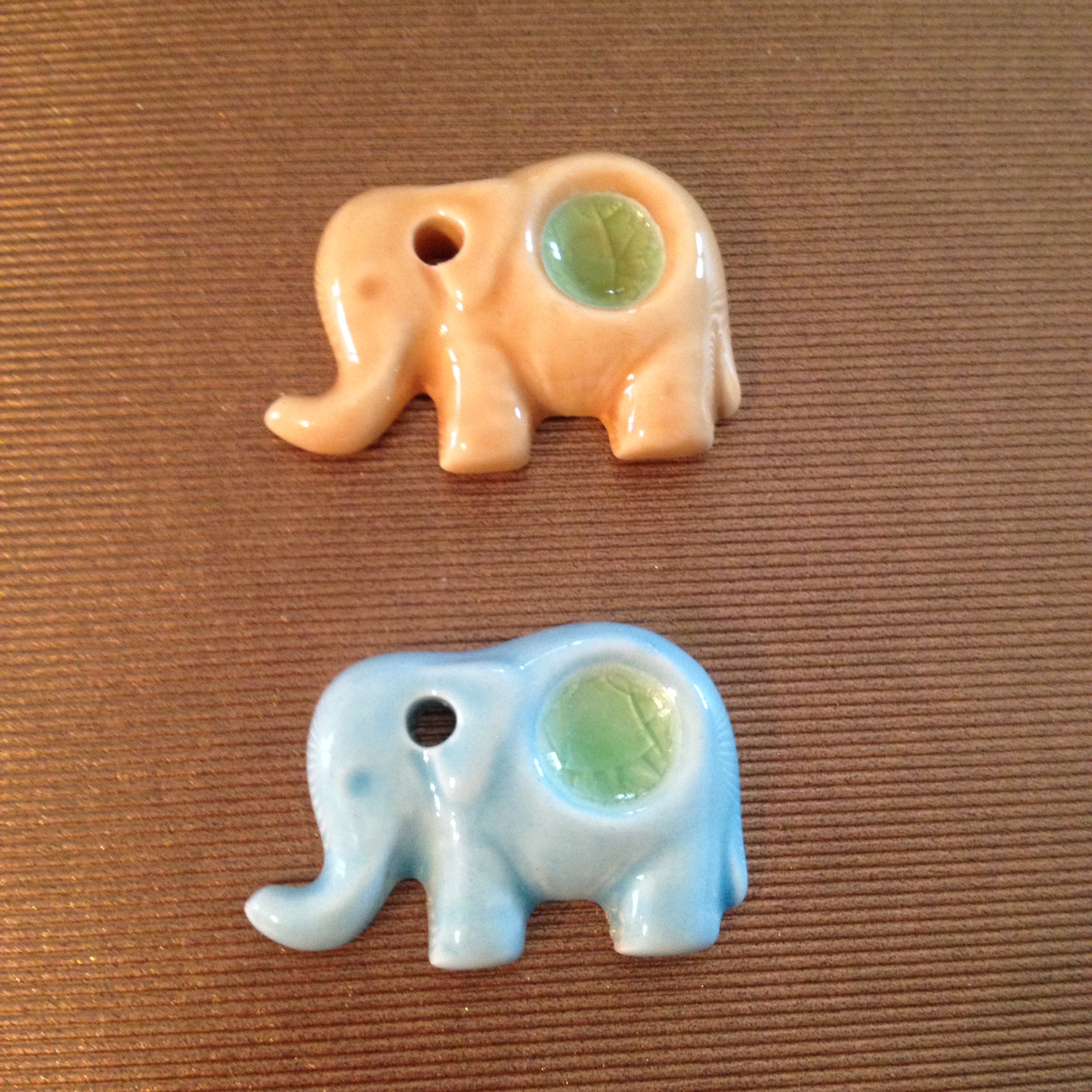 2 portes encens éléphant